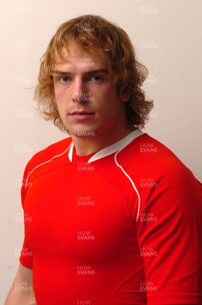 22.06.07 - Wales Rugby Preliminary World Cup Squad Portraits - Alun Wyn Jones 