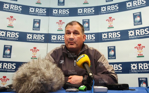 080206 - Wales Rugby  Wales' coach Mike Ruddock announces his side to face Scotland in the Six Nations Championship  