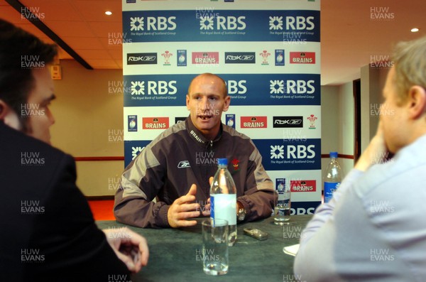 090206  Gareth Thomas press conference  Wales captain Gareth Thomas being interviewed after yesterday's disagreement with the press   