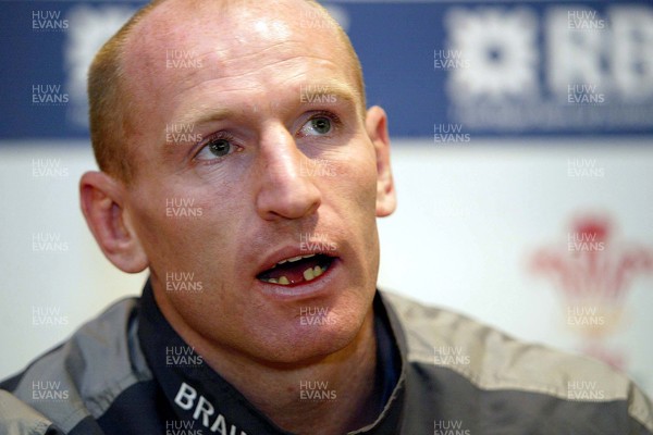 090206Wales Rugby Press Conference -  Wales rugby captain Gareth Thomas during press conference 