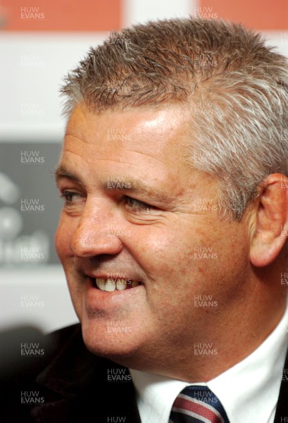 09.10.07 - Wales Rugby Warren Gatland who has been appointed head coach of the Wales rugby team, outside the Millennium Stadium 