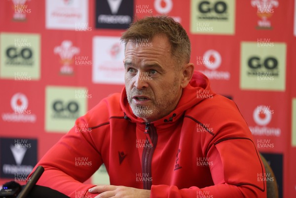 051125 - Picture shows Danny Wilson, Assistant Coach speaking during a Wales Rugby Press Conference in the lead up to their first Quilter Nation Series game against Argentina