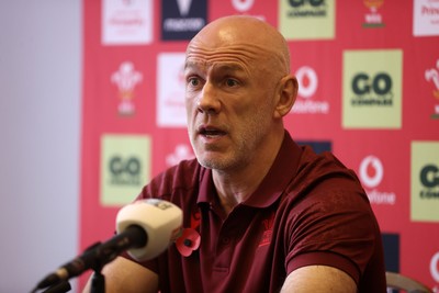071125 - Picture shows Steve Tandy, Head Coach speaking during a press conference as he announces his first team for this years Quilter Nations Series