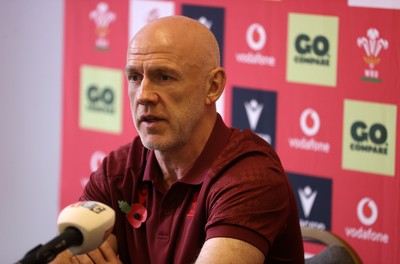 071125 - Picture shows Steve Tandy, Head Coach speaking during a press conference as he announces his first team for this years Quilter Nations Series
