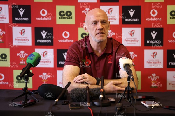 071125 - Picture shows Steve Tandy, Head Coach speaking during a press conference as he announces his first team for this years Quilter Nations Series