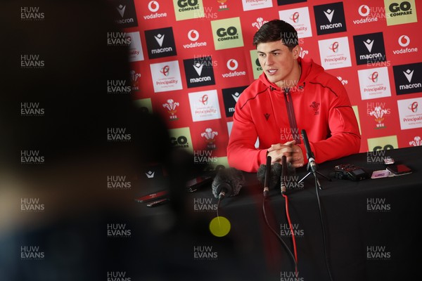 170226 - Picture shows Louis Rees-Zammit speaking during a Press Conference today
