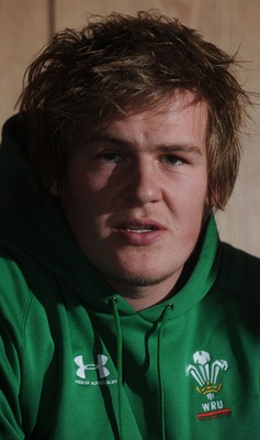 25.01.10 - Wales Rugby Press Conference - Rhys Gill talks to reporters. 