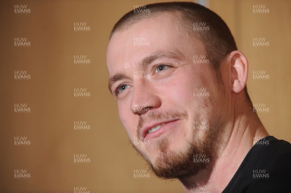 25.01.10 - Wales Rugby Press Conference - Richie Rees talks to reporters. 
