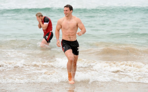 210612 - Wales Rugby Recovery Session -George North during a recovery session