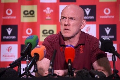 200126 - Wales Rugby Sqaud Announcement  - Wales Rugby Head Coach Steve Tandy speaks to the press after announcing his squad for the upcoming 2026 Guinness Men's Six Nations