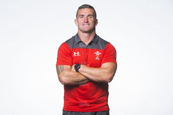 010819 - Wales Rugby Squad - Huw Bennett