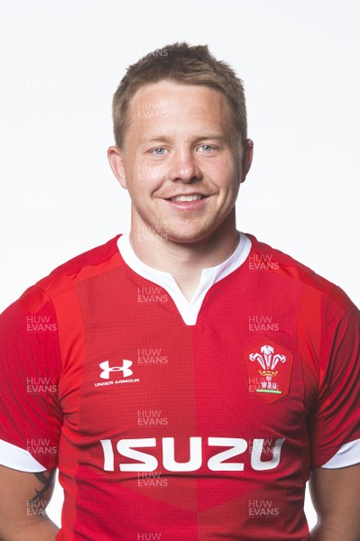 010819 - Wales Rugby Squad - James Davies