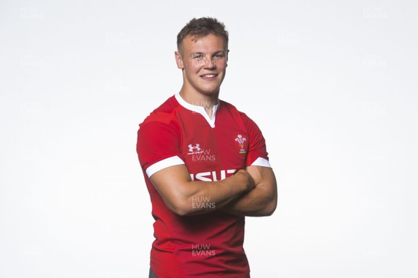 010819 - Wales Rugby Squad - Jarrod Evans