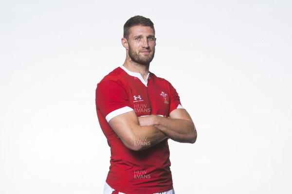 010819 - Wales Rugby Squad - Jonah Holmes