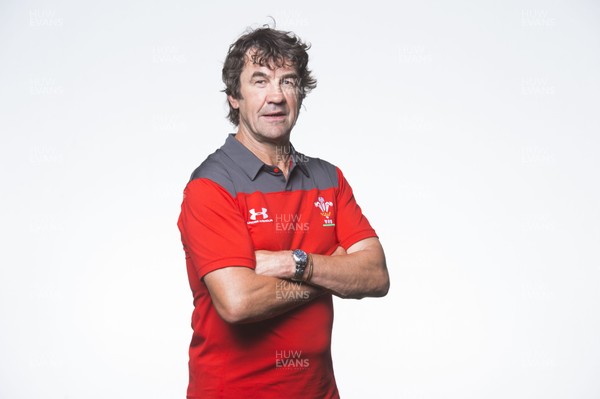010819 - Wales Rugby Squad - Mark Davies