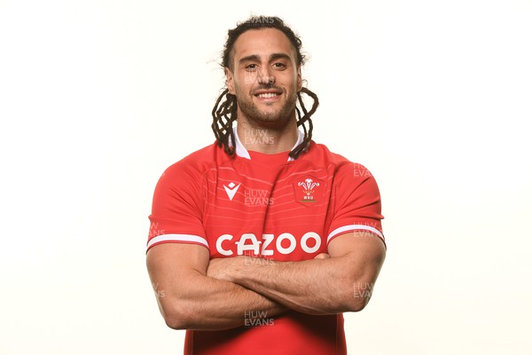 070322 - Wales Rugby Squad - Josh Navidi