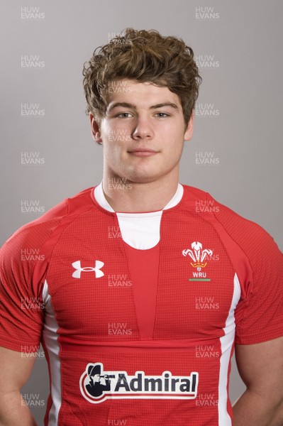 240112 - Wales Rugby Squad Summer 2012 -Harry Robinson