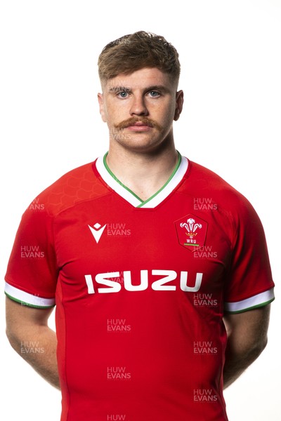 201020 - Wales Rugby Squad - Aaron Wainwright