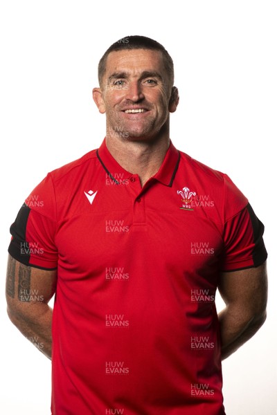 201020 - Wales Rugby Squad - Huw Bennett