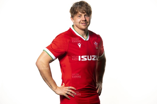 201020 - Wales Rugby Squad - James Davies