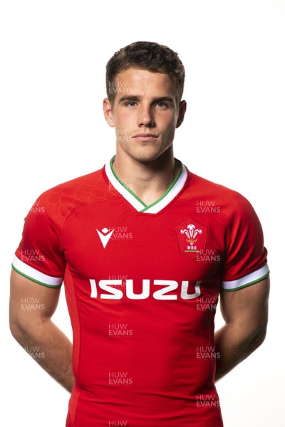 201020 - Wales Rugby Squad - Kieran Hardy