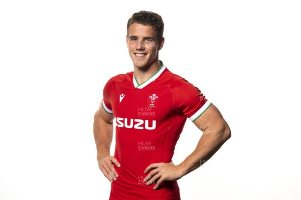 201020 - Wales Rugby Squad - Kieran Hardy