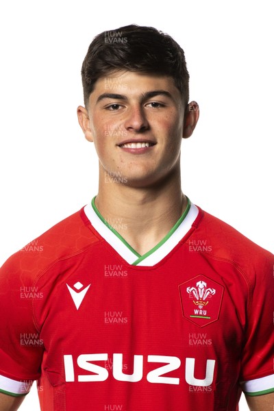 201020 - Wales Rugby Squad - Louis Rees-Zammit