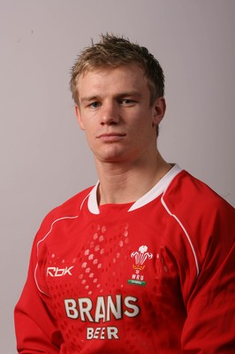 22.01.08 ...Welsh Rugby Union... Dwayne Peel 