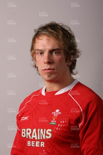 22.01.08 ...Welsh Rugby Union... Alun Wyn Jones 