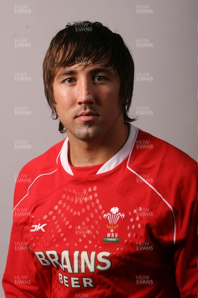 22.01.08 ...Welsh Rugby Union... Gavin Henson 