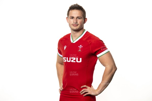 250121 - Wales Rugby Squad - Hallam Amos
