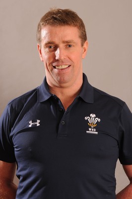 01.11.10 - Wales Rugby Autumn Series Squad 2010 - Hywel Griffiths (Physiotherapist). 