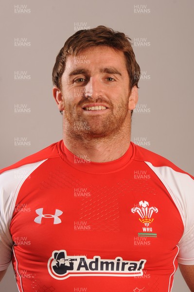 25.10.10 - Wales Rugby Autumn Series Squad 2010 - Huw Bennett. 