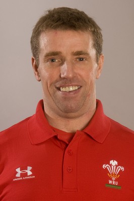 02.11.09 - Wales Rugby Autumn Internationals Squad 2009 - Hywel Griffiths (Physiotherapist) 
