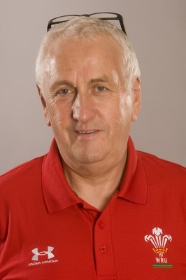 02.11.09 - Wales Rugby Autumn Internationals Squad 2009 - Professor John Williams (Team Doctor) 