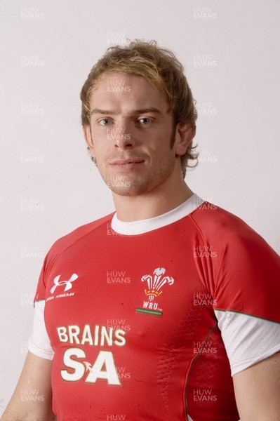 27.10.08 - Wales Rugby Autumn Internationals Squad 2008 - Alun Wyn Jones 