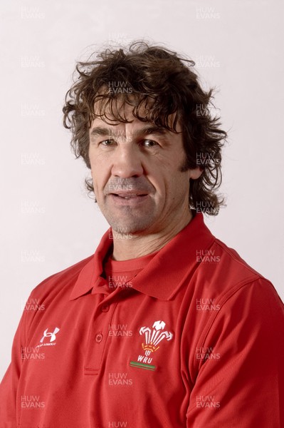 28.10.08 - Wales Rugby Autumn Internationals Squad 2008 - Mark Davies (Physiotherapist) 