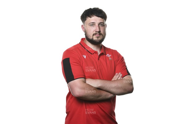 280621 - Wales Rugby Squad - Tom Sheppard