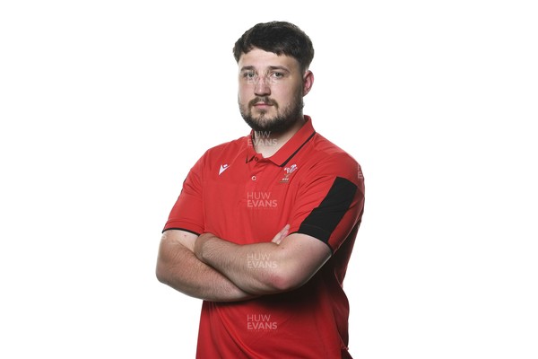 280621 - Wales Rugby Squad - Tom Sheppard
