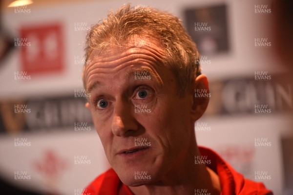 150119 - Wales Rugby Squad Announcement - Rob Howley talks to media