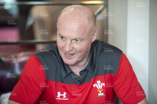 150120 - Wales Rugby Squad Announcement - Martyn Williams talks to media