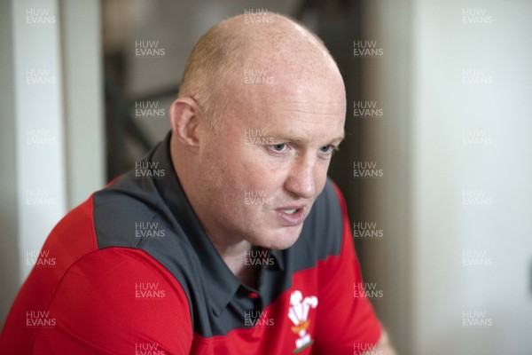 150120 - Wales Rugby Squad Announcement - Martyn Williams talks to media