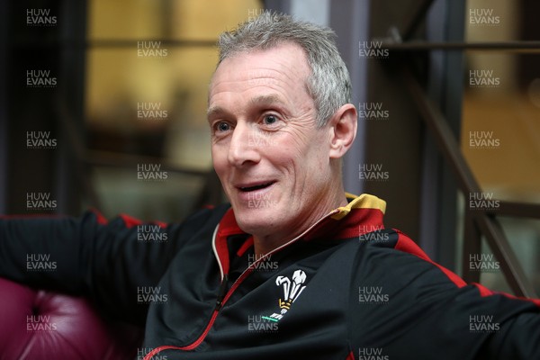 160118 - Wales Rugby 6 Nations Squad Announcement - Rob Howley talks to the media