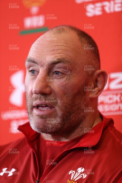 160118 - Wales Rugby 6 Nations Squad Announcement - Robin Mcbryde talks to the media