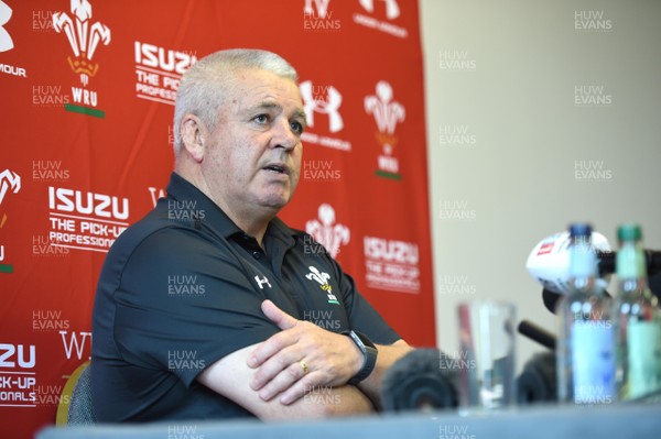161018 - Wales Rugby Squad Announcement - Warren Gatland talks to media