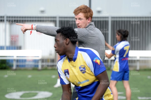 310518 - Wales Rugby Squad Coaching Children in Local Community - Rhys Patchell coaching local school children in Washington DC