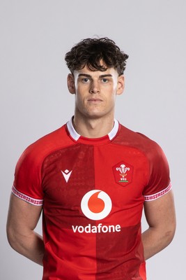 260126 - Wales Rugby Squad Portraits - Eddie James