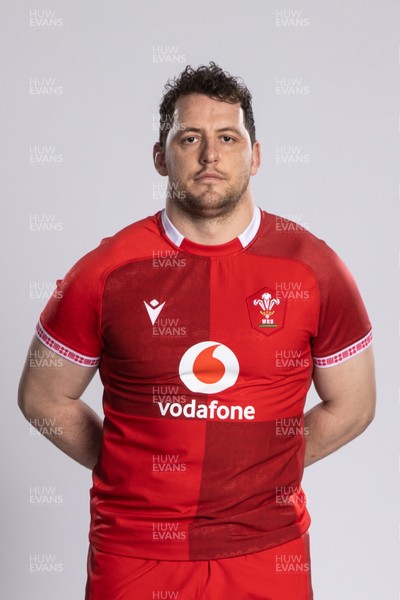 260126 - Wales Rugby Squad Portraits - Rhys Elias