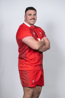 171125 - Wales Rugby Squad Portraits - Ben Warren