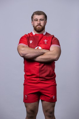 241125 - Wales Rugby Squad Portraits - Garyn Phillips